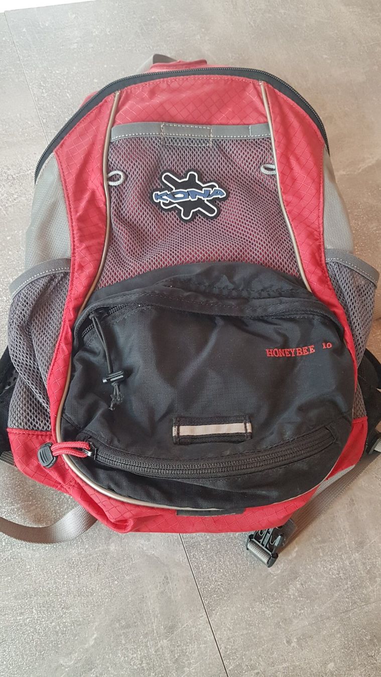 Zaini: Sac à dos marque Raincover – Usato da Villiers venduto da san_jn5w 2