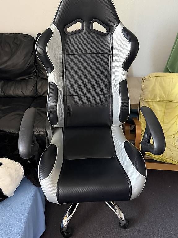 Sessel: Gaming Sessel – Gebraucht aus Zunzgen von prinse_artes