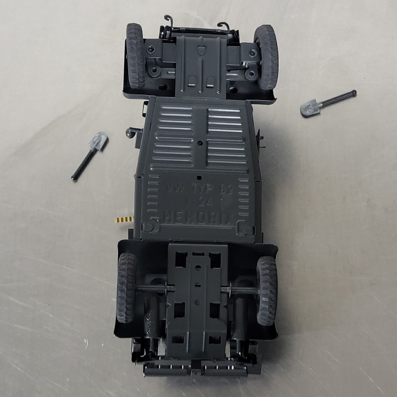 Volkswagen Modellautos: Kübelwagen Modell 1 : 24 – Neu (gemäss Beschreibung) aus Zürich von timbuktu03 4