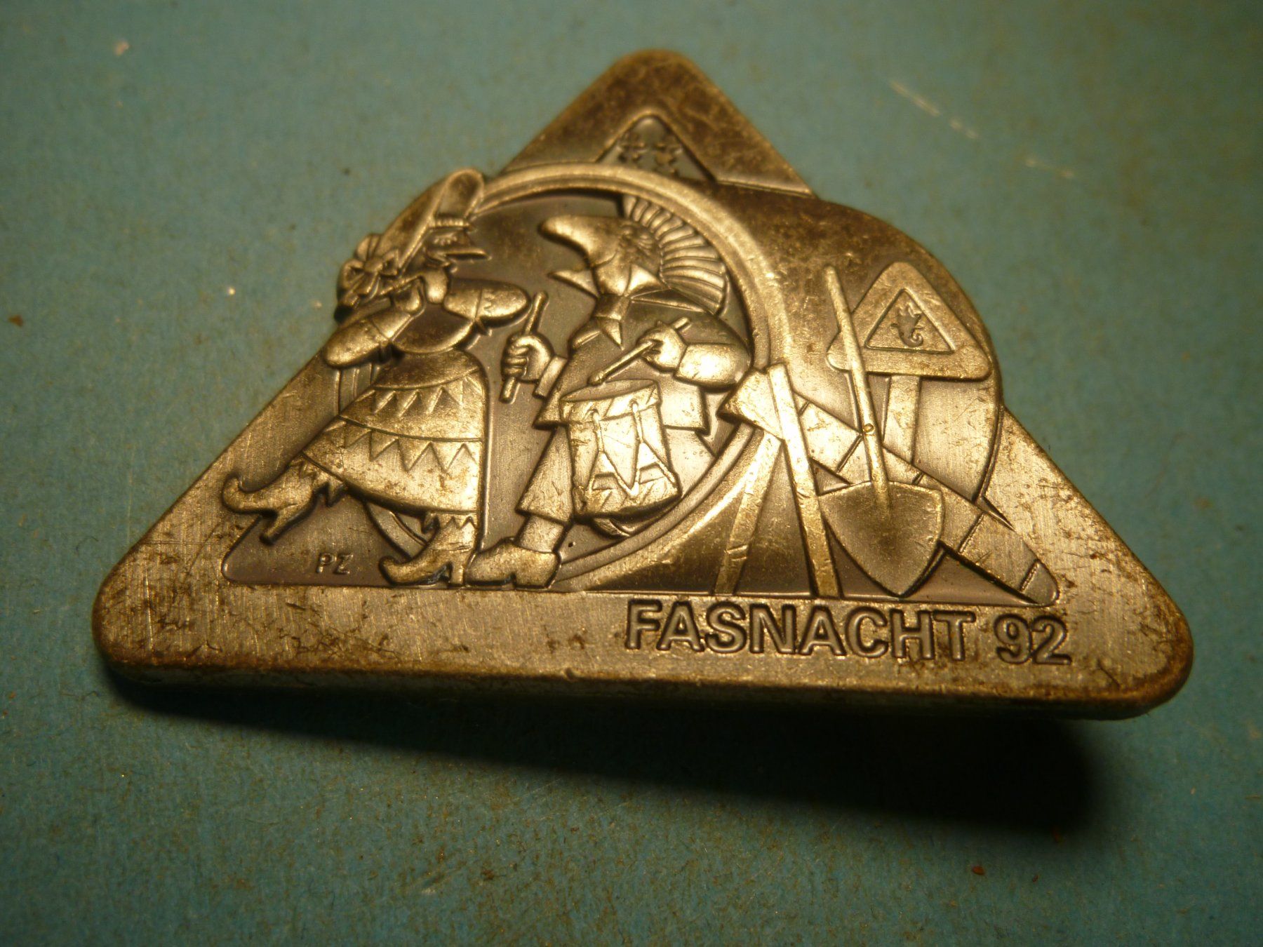 Placchette & Badge: BASEL 1992 SILBER – Usato da Ried (Muotathal) venduto da Mandarin02