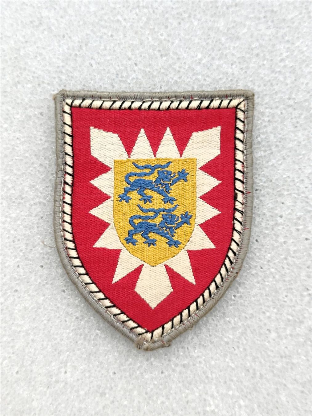 Placchette & Badge: Verbandsabzeichen 6. Panzergrenadierdiv. – Usato da Bauma venduto da SwissMilitaria