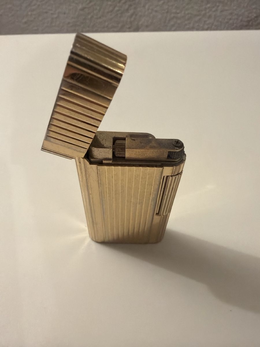 Zippo Feuerzeuge: Briquet Zippo doré à rayures, vintage – Gebraucht aus Lausanne von Pascal9999