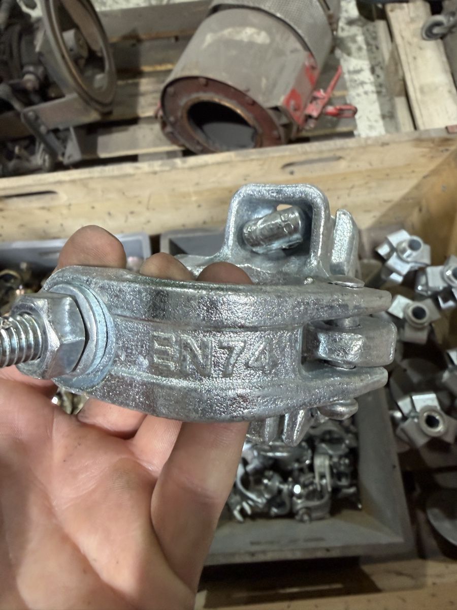 Gerüste: Gerüstmaterial – Neu (gemäss Beschreibung) aus Flüelen von ABS-Technik 4