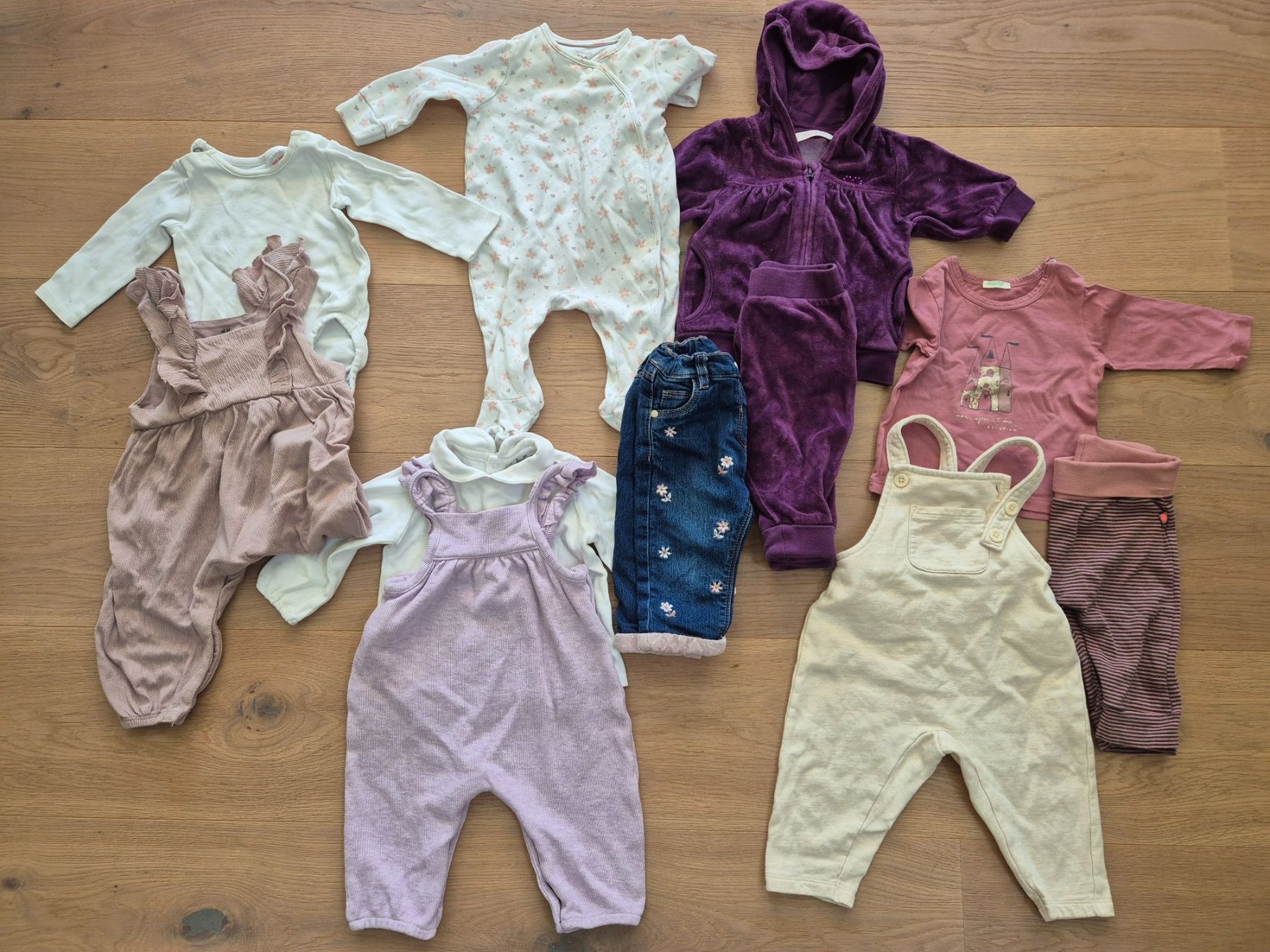 Ensembles coordonnés: Kleiderpaket 19pcs, Gr. 62/68, Mädchen – D'occasion à Goldau par simona.dettling