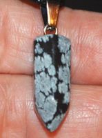 Halskette 30G – Säule Schneeflocken Obsidian
