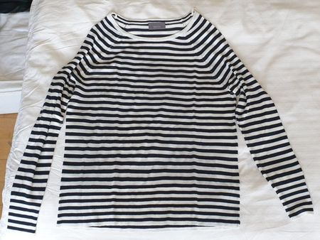Leichter Sommerpullover, Gr. XS