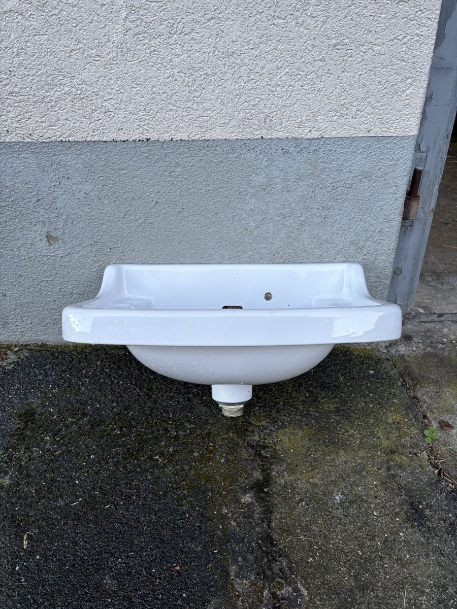 Lavabi & lavandini: Antikes Lavabo Waschtisch – Usato da Wilderswil venduto da Chueni98 1