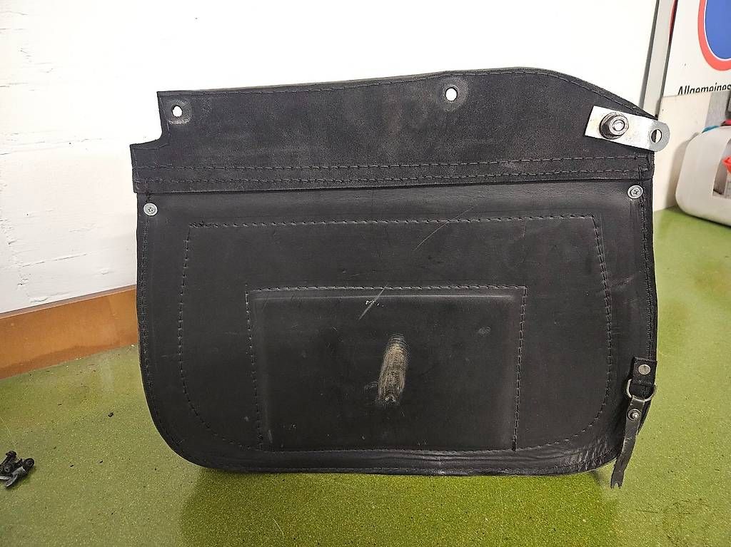 Harley-Davidson Borse: Seitentaschen Motorrad HD Leder – Usato da Emmen venduto da Big-Bigler 2