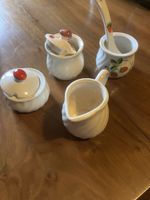 Ensemble de pots en céramique peinte à la main - fraises!