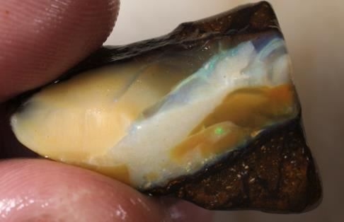 Edelsteine: Queensland Opalton Rohopal 39.00Cts. – Neu (gemäss Beschreibung) aus Bern von Grindelwaldaus