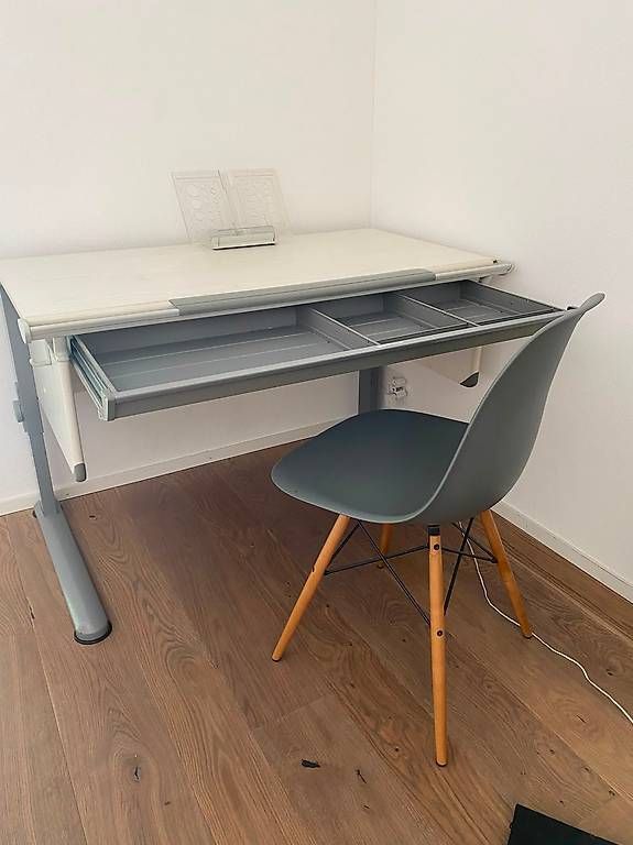 Schreibtische: Schreibtisch Höhenverstellbar – Gebraucht aus Fribourg von grainer01 2
