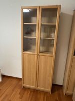 IKEA BILLY / OXBERG Bücher Regal mit Vitrinentüren -Wie neu!