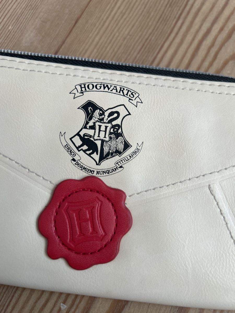 Portafogli: Harry Potter Hogwarts Portmonnaie  – Nuovo (secondo la descrizione) da Bern venduto da nin_6tc5 1