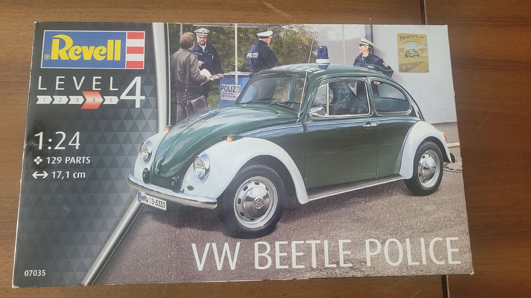 Volkswagen Modellini d'auto: VW Beetle Police 1:24 – Nuovo e nell'imballaggio originale da Seltisberg venduto da Jerrys_Modellbau