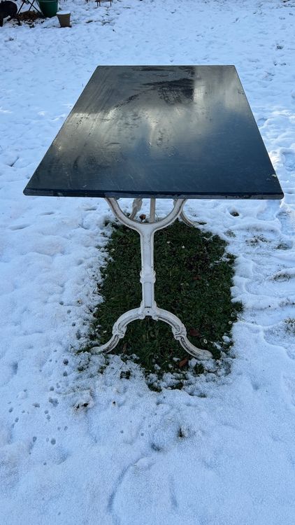 Outsunny 2er-Set Beistelltische - Stapelbare Marmor-Optik Tische Für Garten & Balkon