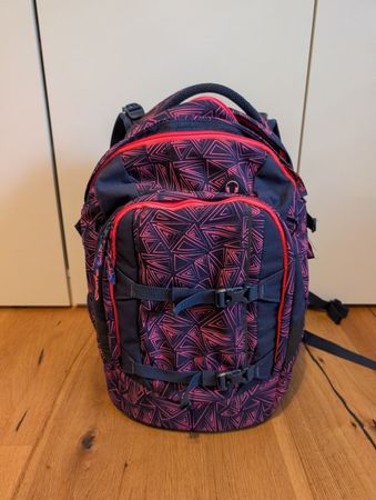 Schulrucksack Satch blau rosa geometrisch