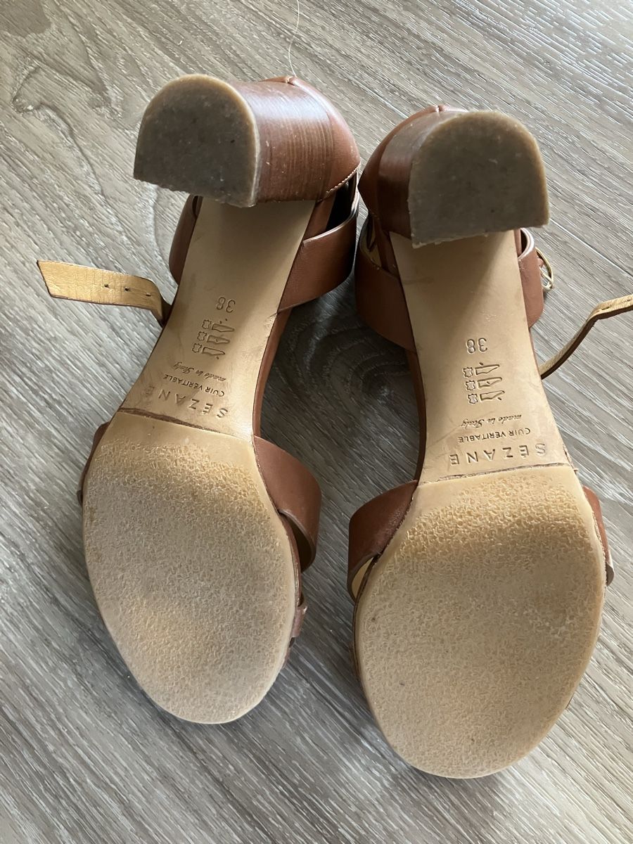 Sezane Scarpe da donna: Superbes sandales Sézane 38 – Usato da Peseux venduto da -Carlotta- 2
