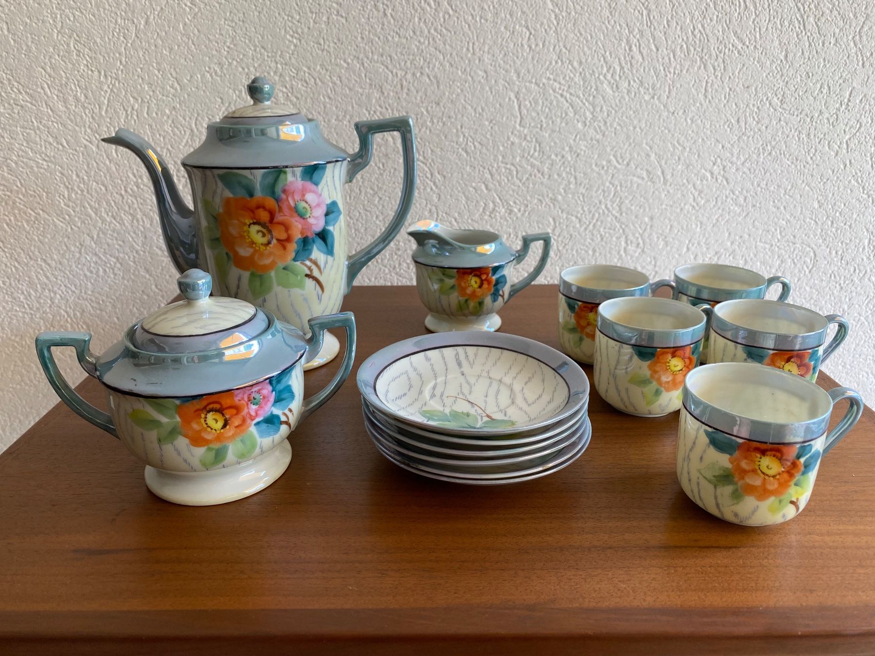 Set di piatti: Chikaramachi Tee- oder Kaffeeservice mit  floralem Muster – Usato da Burgdorf venduto da gre_2ftz