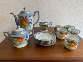 Chikaramachi Tee- oder Kaffeeservice mit  floralem Muster