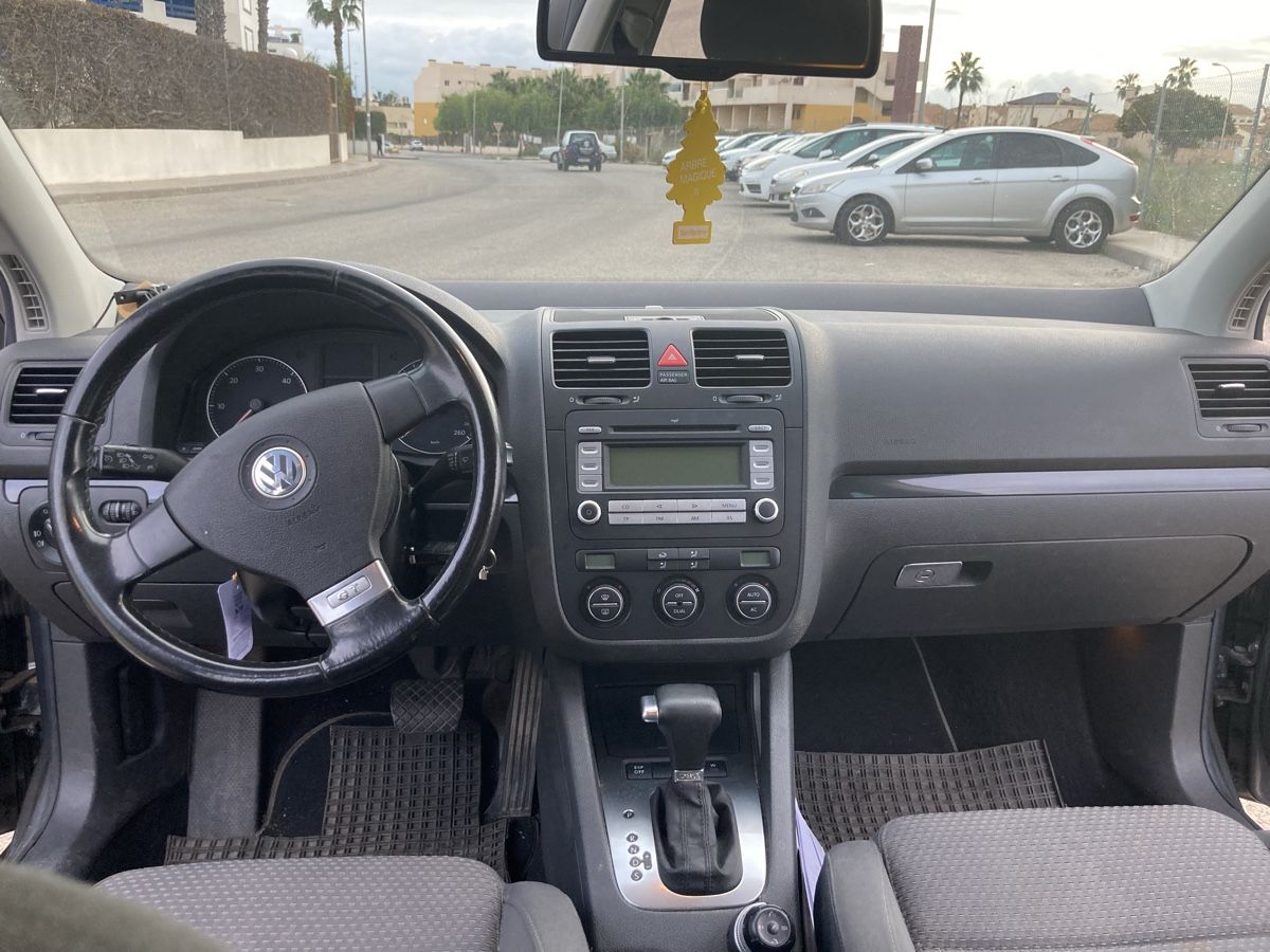 VW Automobili: VW Golf 2.0 TDi Sport – Usato da St. Niklaus VS venduto da Tresor24 5