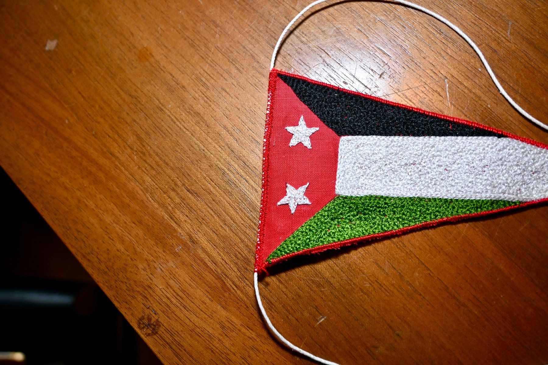 Fahnen: kleiner VINTAGE Wimpel JORDANIEN – Gebraucht aus Pfaffhausen von mono_rec 4