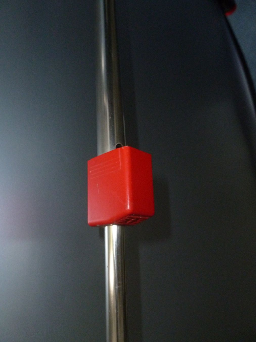Home Cinema: Projektor /Beamer-Leinwand – Usato da Zumikon venduto da Wpt7 1