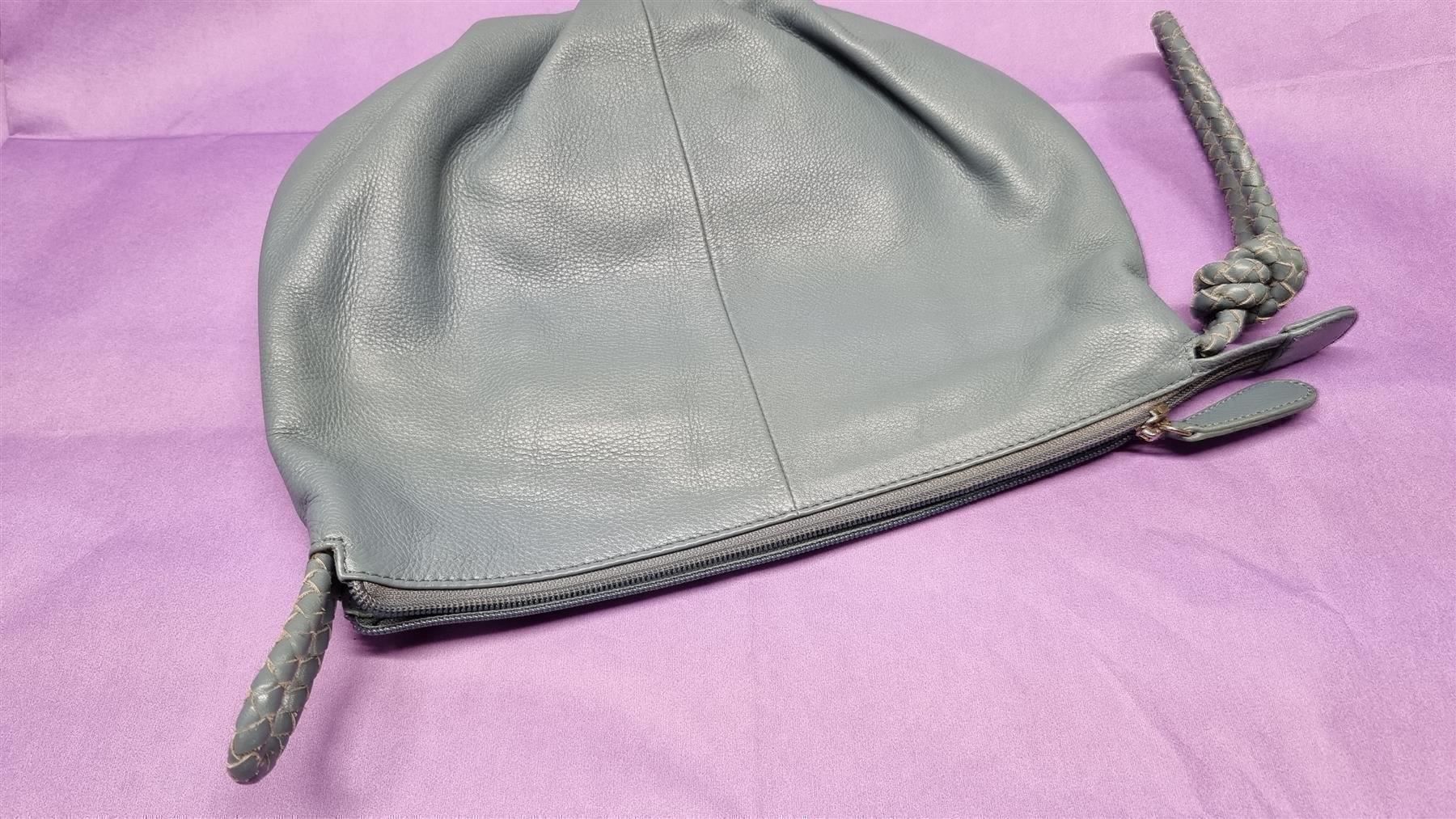 Borse da donna: Handtasche aus Leder in blau – Nuovo (secondo la descrizione) da Rebstein venduto da James-Dean 2