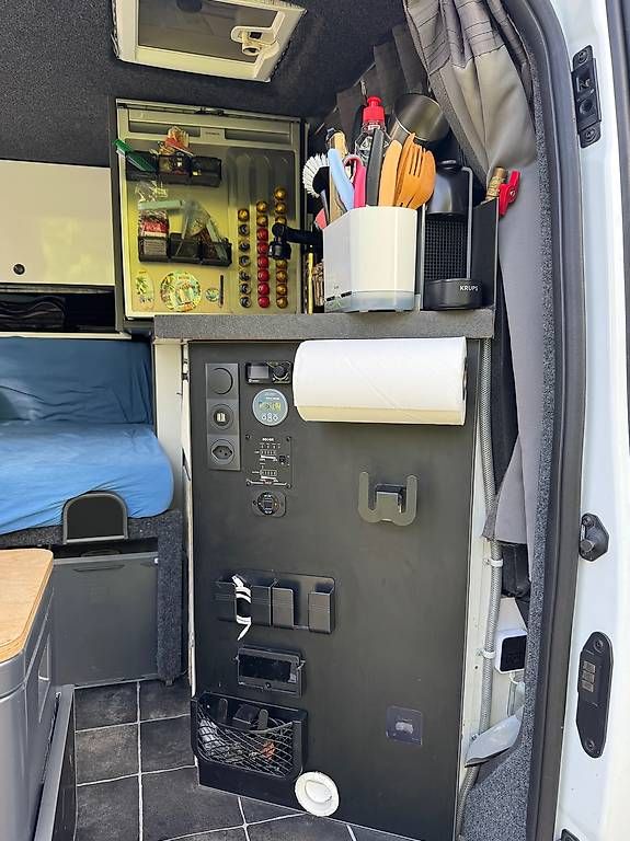 Ford Veicoli da campeggio: Campervan Ford Transit Custom Trail – Usato da Fraubrunnen venduto da joe_p77p 4