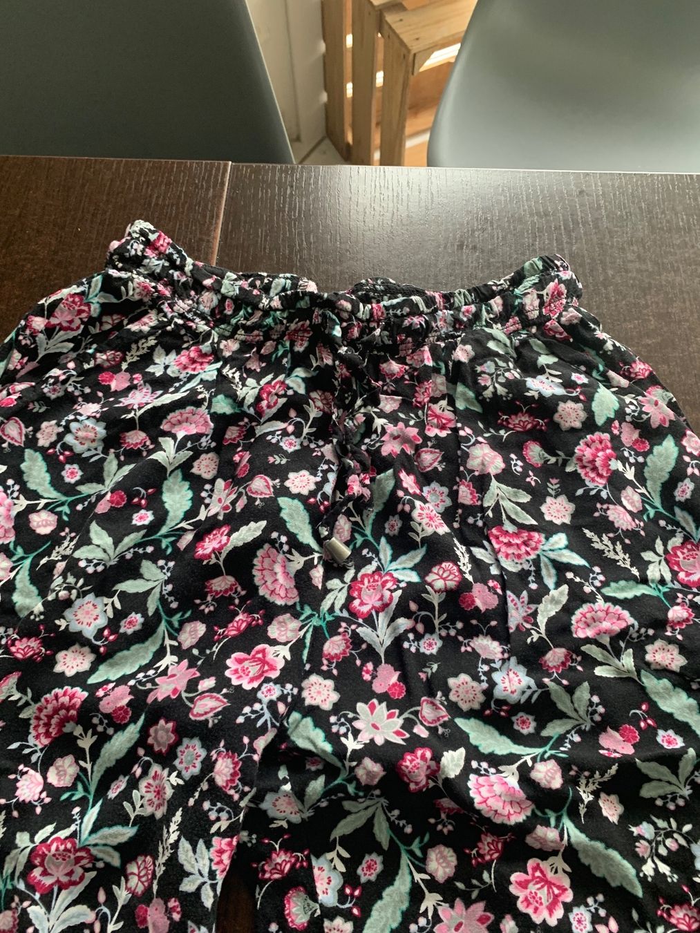 Pantaloni: Pantalon d’été taille 34 – Usato da Domdidier venduto da qatar1973 1