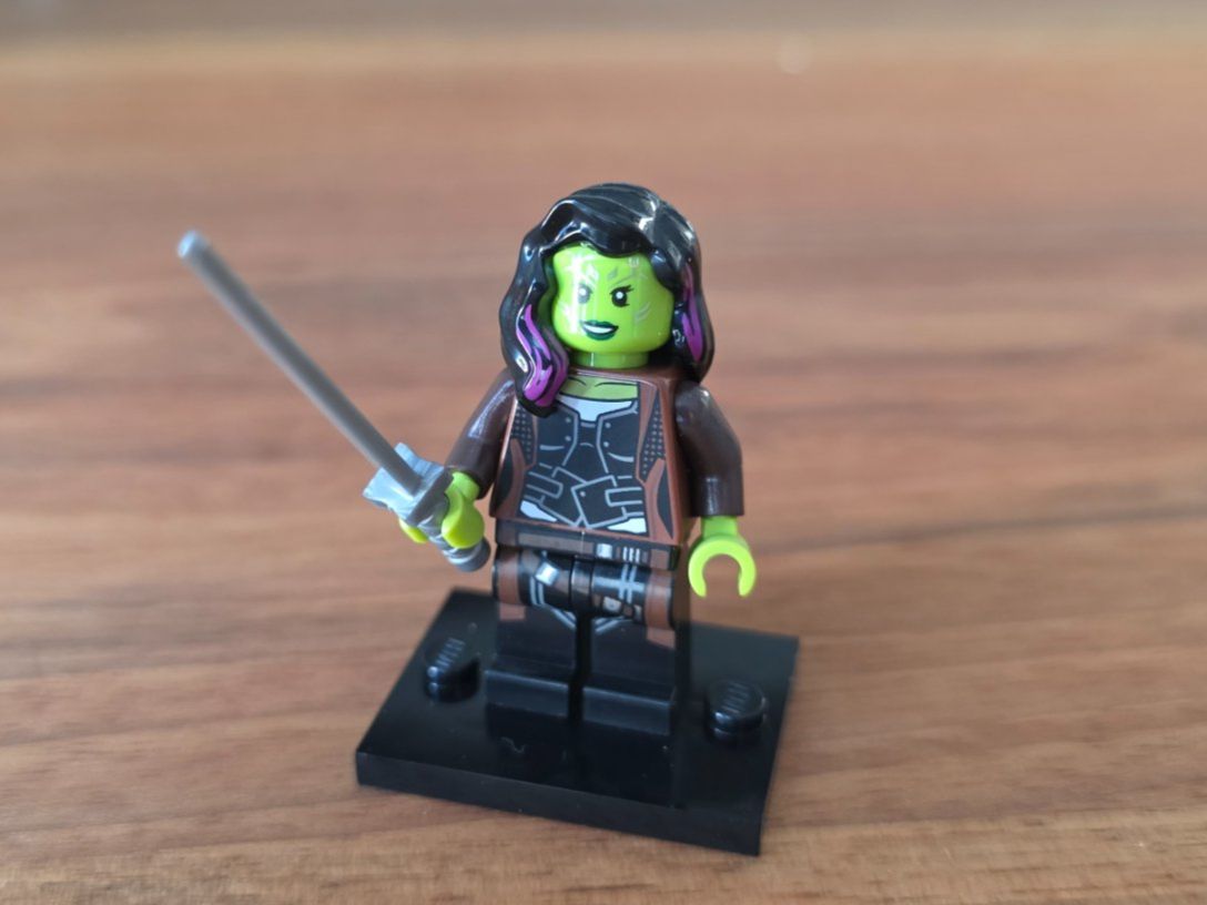 Lego Statuette: Lego Marvel Minifigur Gamora – Usato da Laufen venduto da elias39