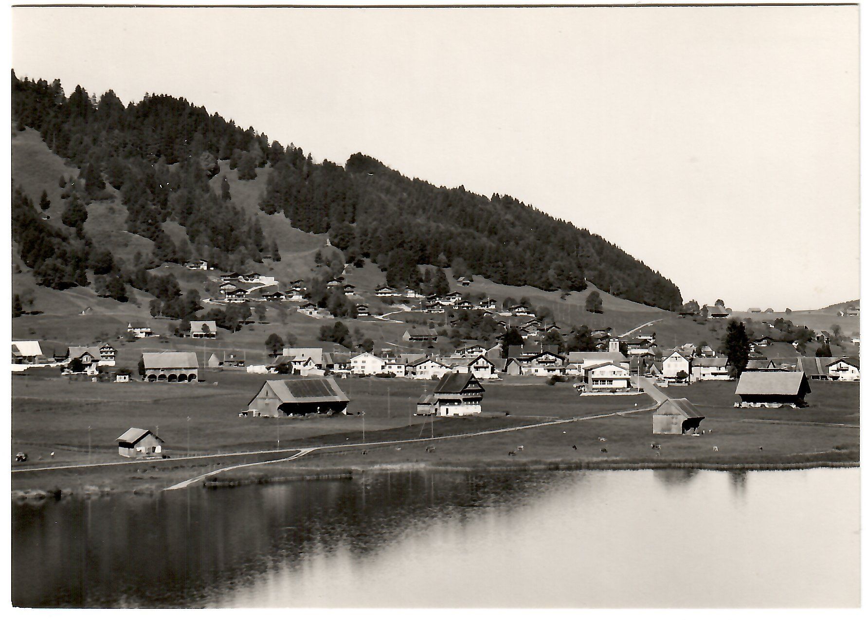 Ansichtskarten: Ansichtskarte  Gross  am Sihlsee – Gebraucht aus Kerns von etma3