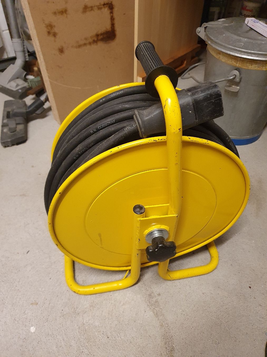 Kabel: Kabelrolle 380V / 400V – Gebraucht aus Burgdorf von LIO.Burg.34 2