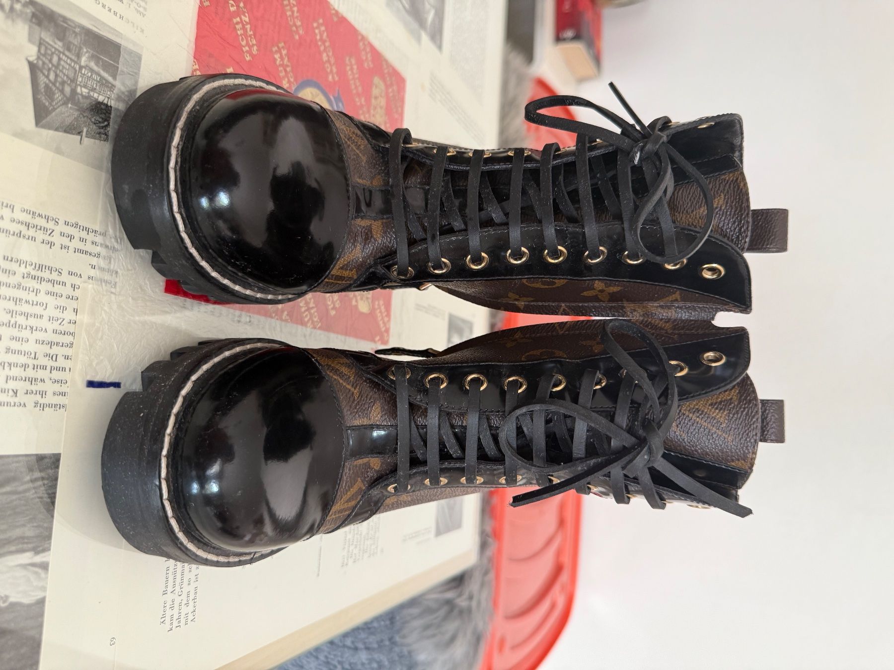 Louis Vuitton Scarpe da donna: Louis Vuitton Star Trail Anke Boots EU37 – Nuovo (secondo la descrizione) da Meilen venduto da Niki.ST 1