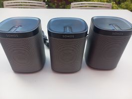 3x Sonos Play:1
