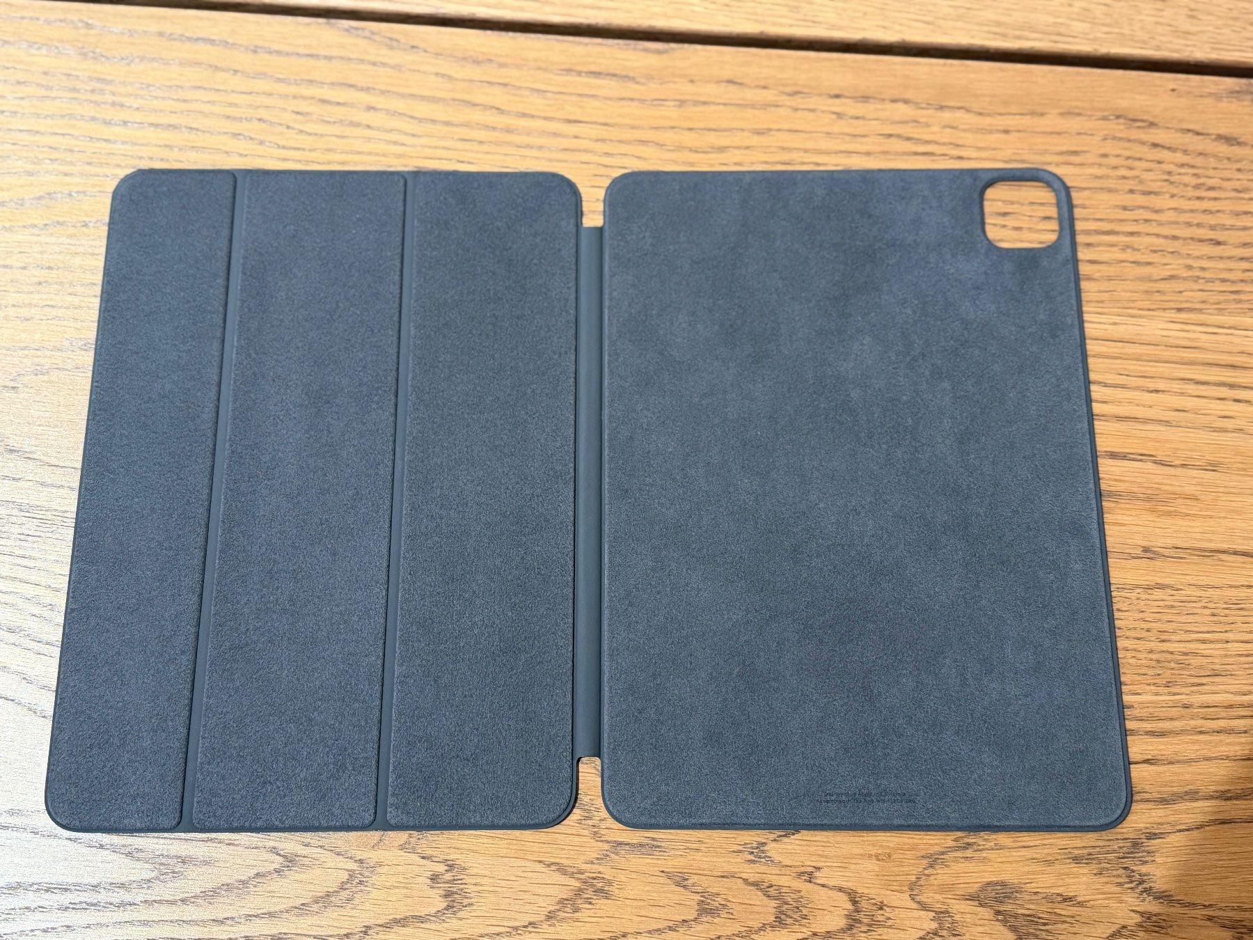 Apple Covers & Borse: 2 Cover Apple Smart Folio per iPad Pro 11" – Usato da Camorino venduto da MaSi1 4