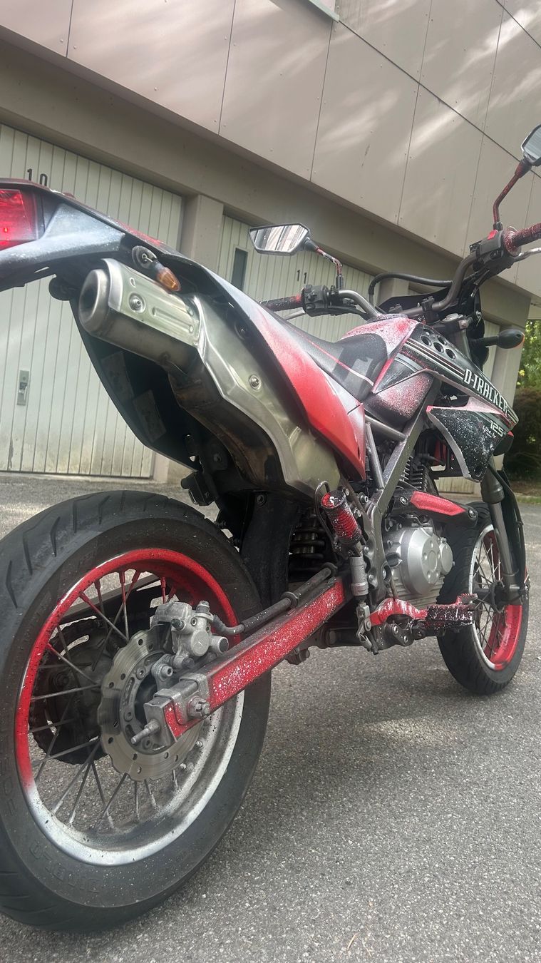 Kawasaki Strada: Kawasaki 125 – Usato da Gland venduto da pe6_8cmy