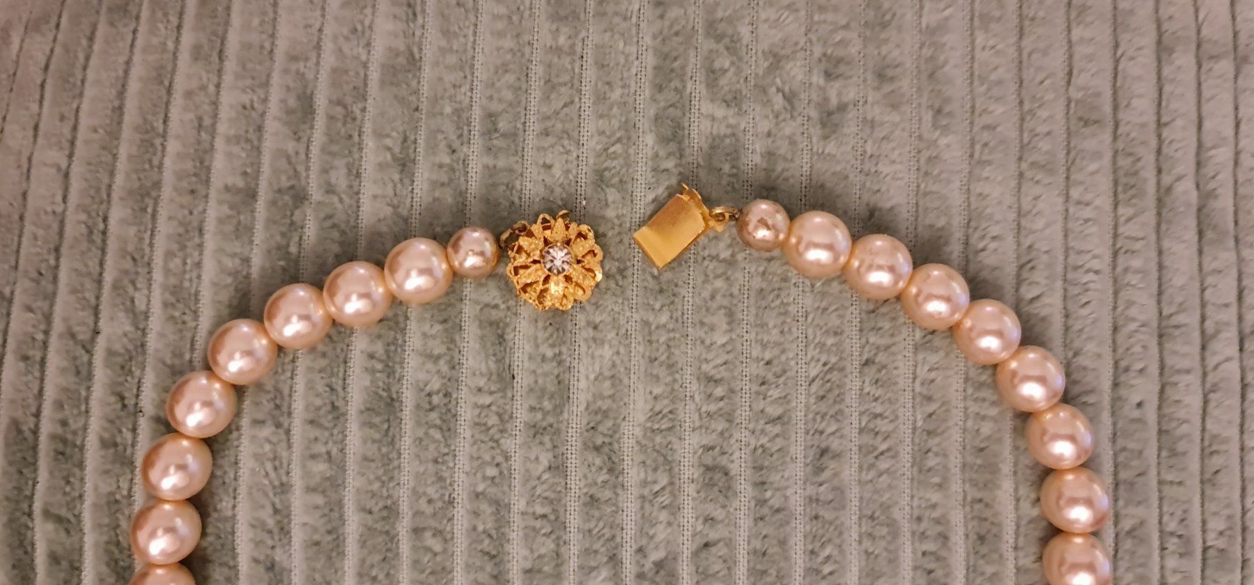 Catenine: Perlen Kette faux – Usato da Baden venduto da swiss-alps 1