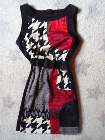 schönes DESIGUAL Damen Kleid Gr 38