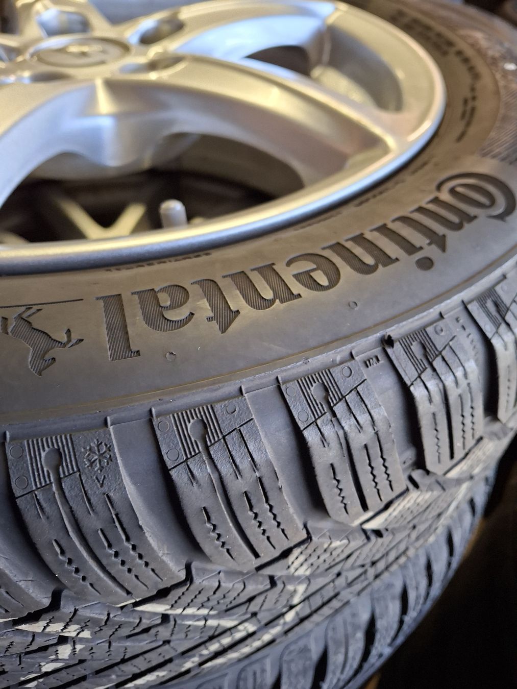 Pneumatici & Ruote complete: Mazda 3 Winterräder – Usato da Siebnen venduto da digitalcar 1