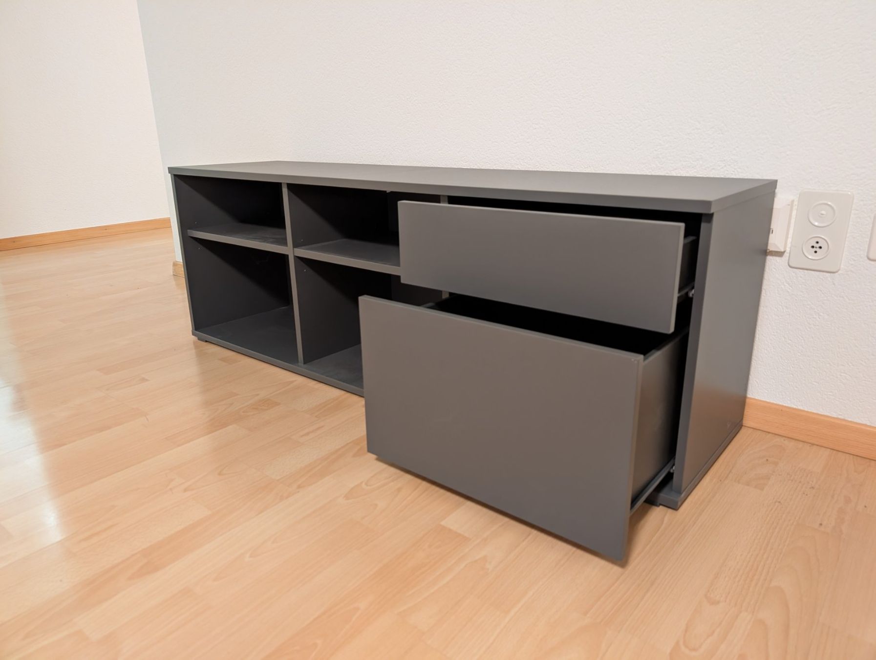 Ikea Mobili TV: Sideboard grau 2 Schubladen offene Fächer neuwertig – Usato da Tann venduto da gma_rh5f 2