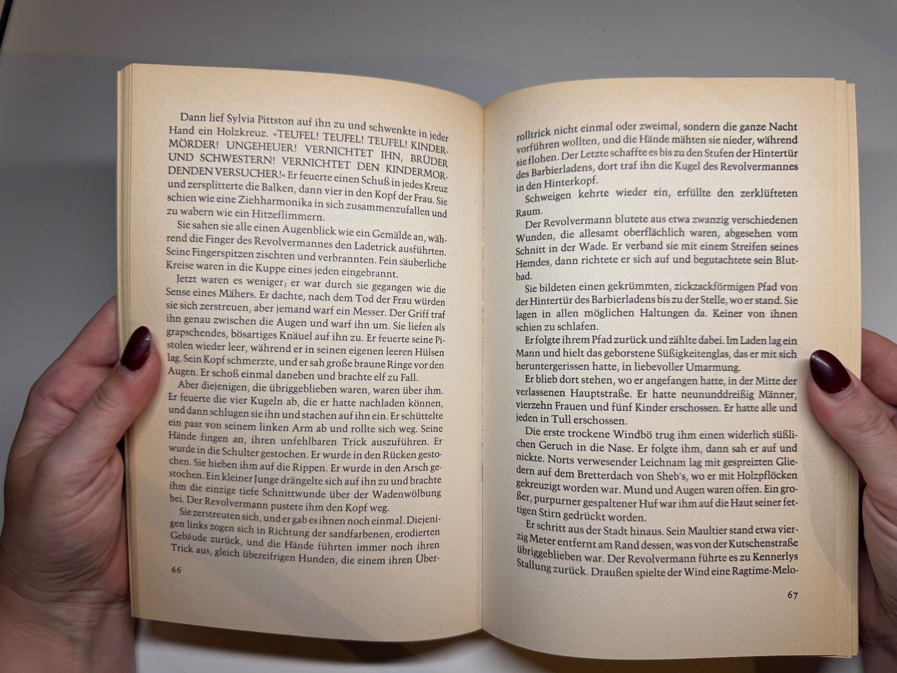 Libri: ROMAN: Stephen King, Schwarz – Usato da Grosswangen venduto da Deutsche_Romane 4