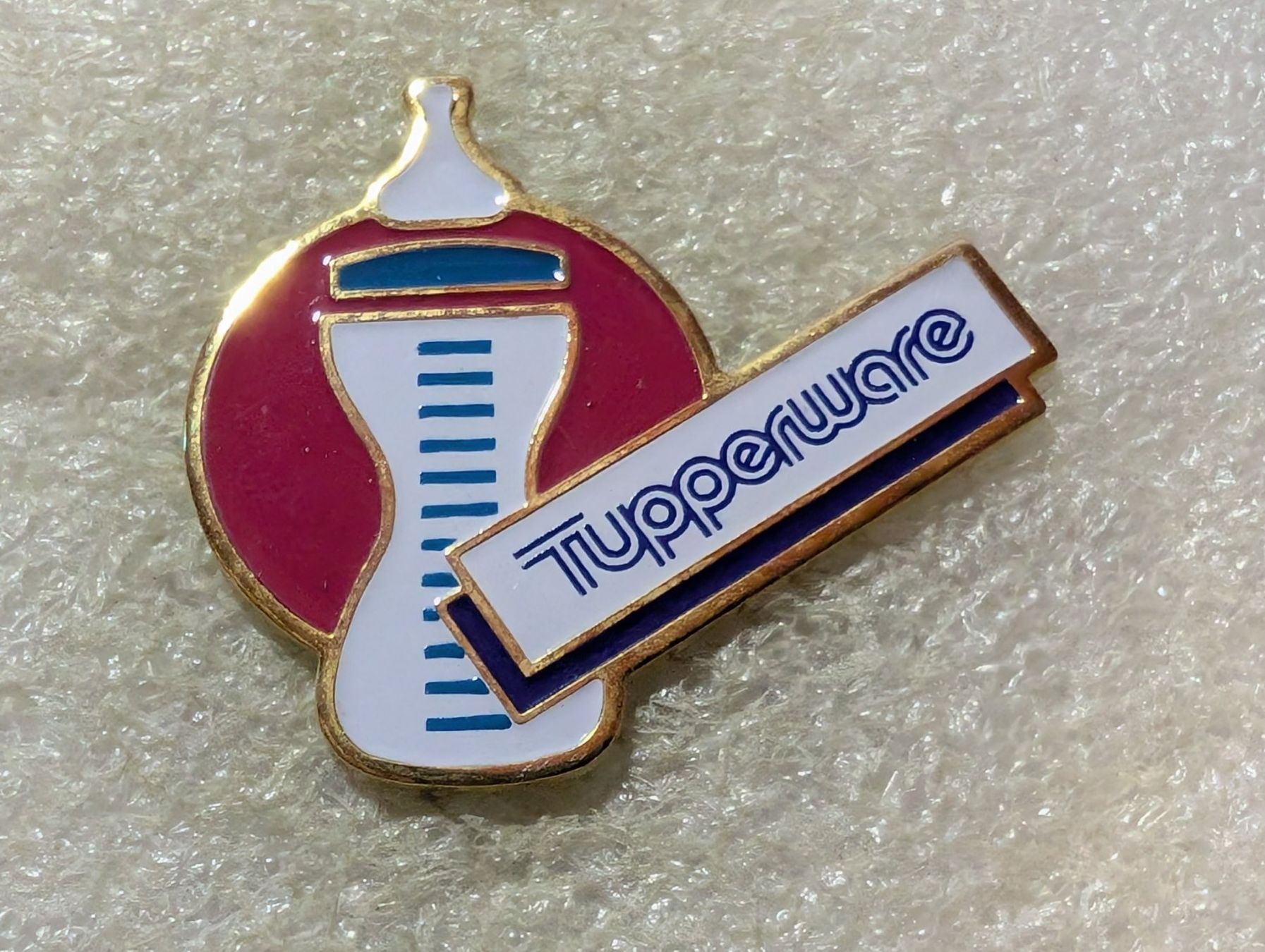 Plaquettes & Badges: Ansteckpin 171: Tupperware – D'occasion à Oppligen par Pin-Fall-Shop