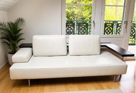 Rolf Benz Designsofa mit Magnetkissen & Echtholzablage