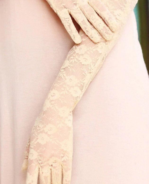 Guanti & manicotti: NEUE Beige Spitzen-Handschuhe Einheitsgrösse - 202757 – Nuovo (secondo la descrizione) da Küssnacht am Rigi venduto da Pidu5