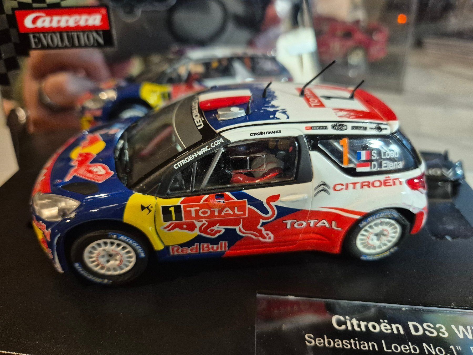 Carrera Piste: Carrera Evolution Citroën DS3 WRC Sebastian Loeb Nr.1 – Usato da Ennetbürgen venduto da Perlen01