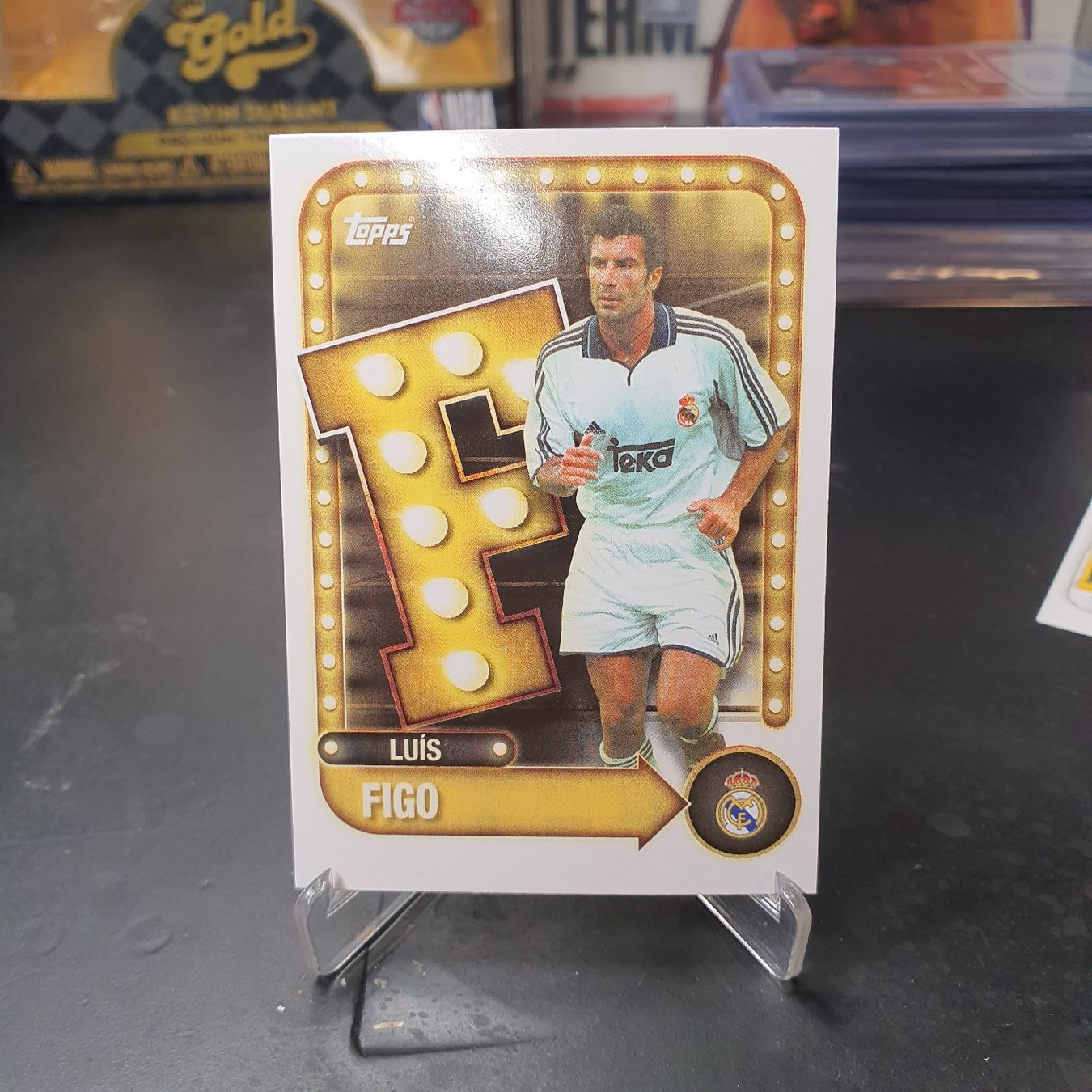 Topps Carte collezionabili: Carte de collection Luis Figo - Topps, comme neuve! – Nuovo (secondo la descrizione) da Vevey venduto da ros2