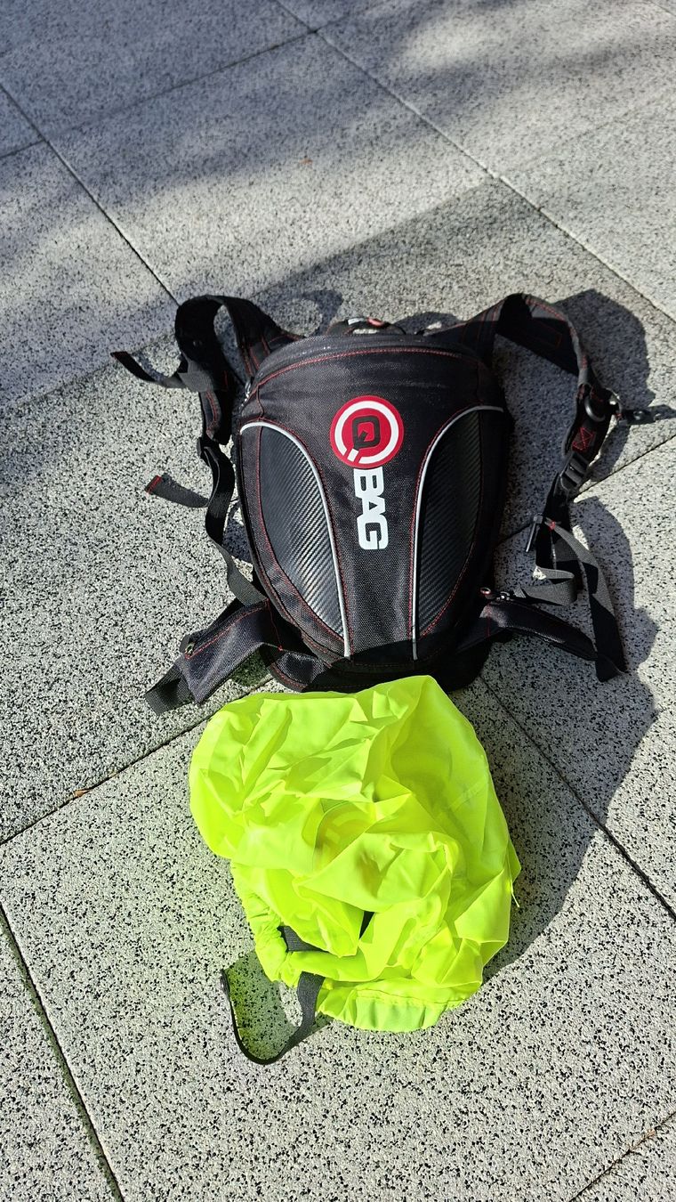 Zaini: Motorrad Rucksack und Tankrucksack – Usato da Gurmels venduto da Scal 1