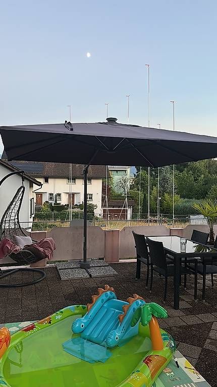 Parasols: Sonnenschirm Madeira 3x3 LED – D'occasion à Jona par Aleks__