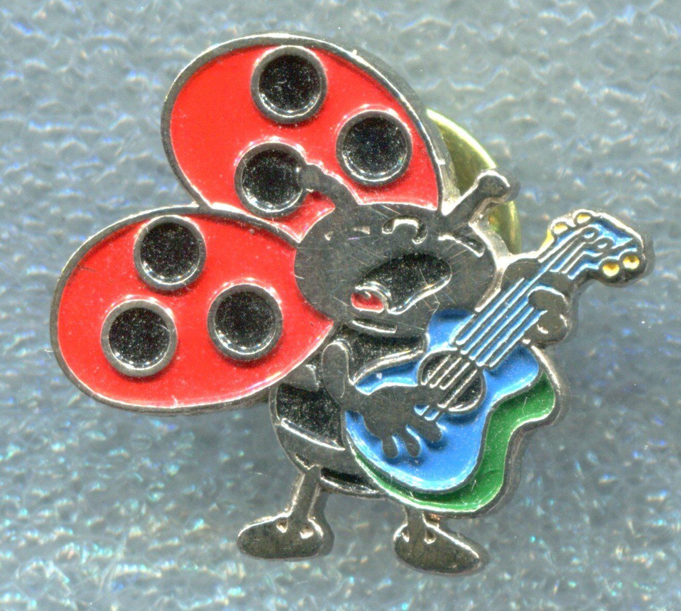 Plaquettes & Badges: BLICK Käfer  Sänger mit Gitarre  – D'occasion à Winterthur par Sammleroase
