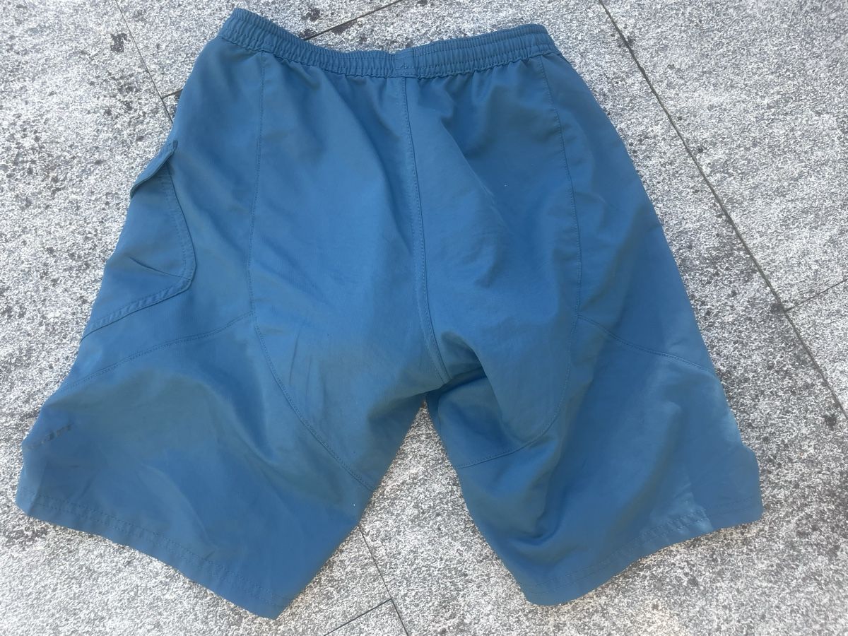 Scott Pantaloni: Scott Veloshorts mit Innenhose, 164 – Usato da Schwyz venduto da Bergblume75 1